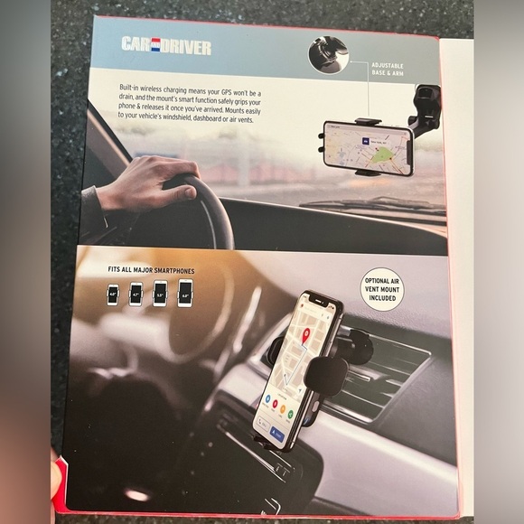 Car and Driver Wireless Charging Kit with Auto Adjusting Mount - Picture 12 of 14